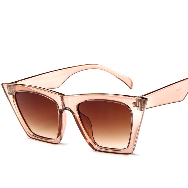 Women's Retro Style Sunglasses