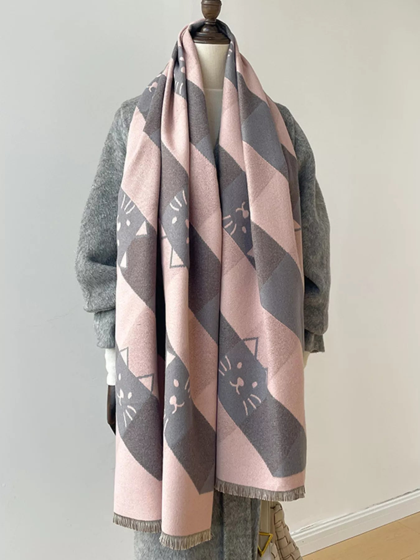 385ba41e20f54265876c20ebf6a831c4-Max-Origin