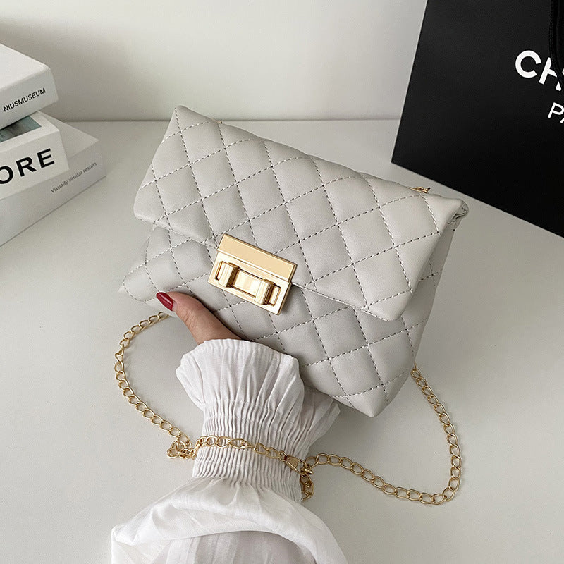 Diamond Plaid Embroidered Women's Twist Lock Bag