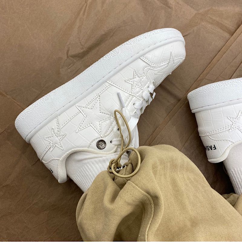 Star Patterned Thick Sole Training Shoes