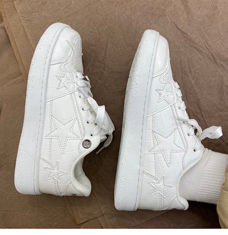 Star Patterned Thick Sole Training Shoes