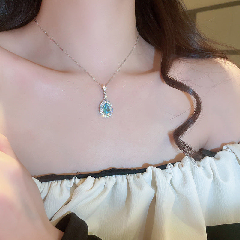 Elegant Blue Teardrop Jewelry